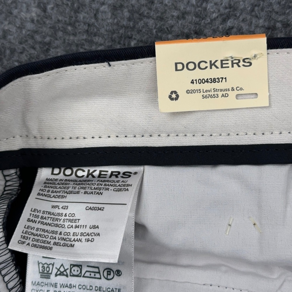 NEW Dockers Easy Khaki Pants Men 33x30 Navy Blue Classic Fit Stretch Preppy Golf - Picture 5 of 10